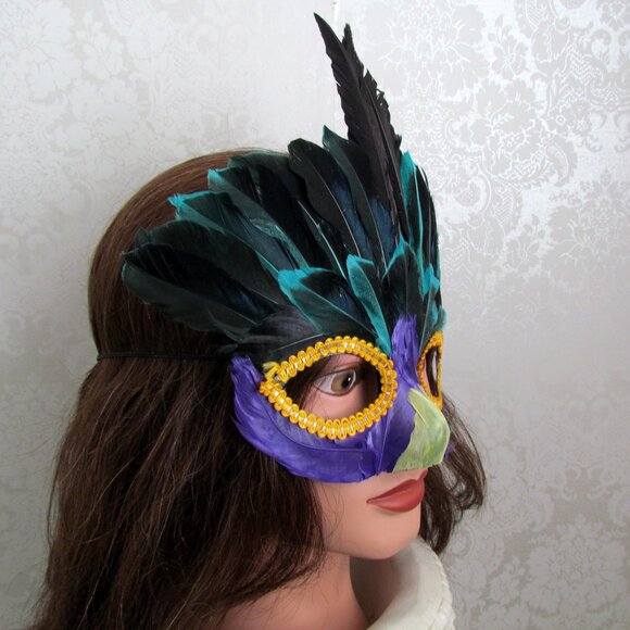 HALLOWEEN MASK, FEATHERS & DRAMA, MARDI GRAS, MASKED BALL, OPERA, PARTY CHIC - Picture 2 of 4